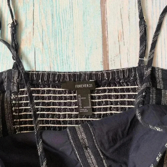 Forever 21 crop top mini skirt set blue and white stripes - Picture 7 of 9